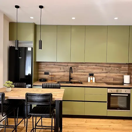 Abode Apartment *